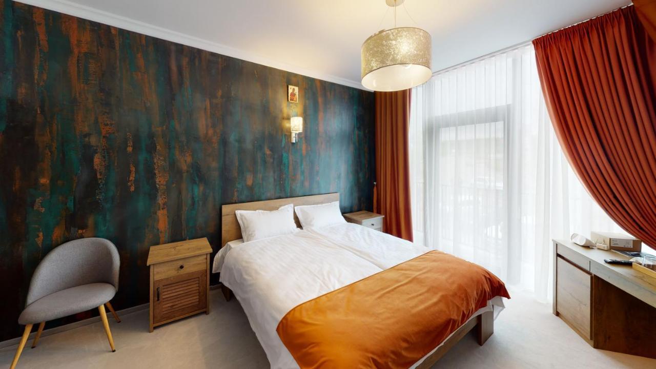 Hotel Angel Sofia Fălticeni エクステリア 写真