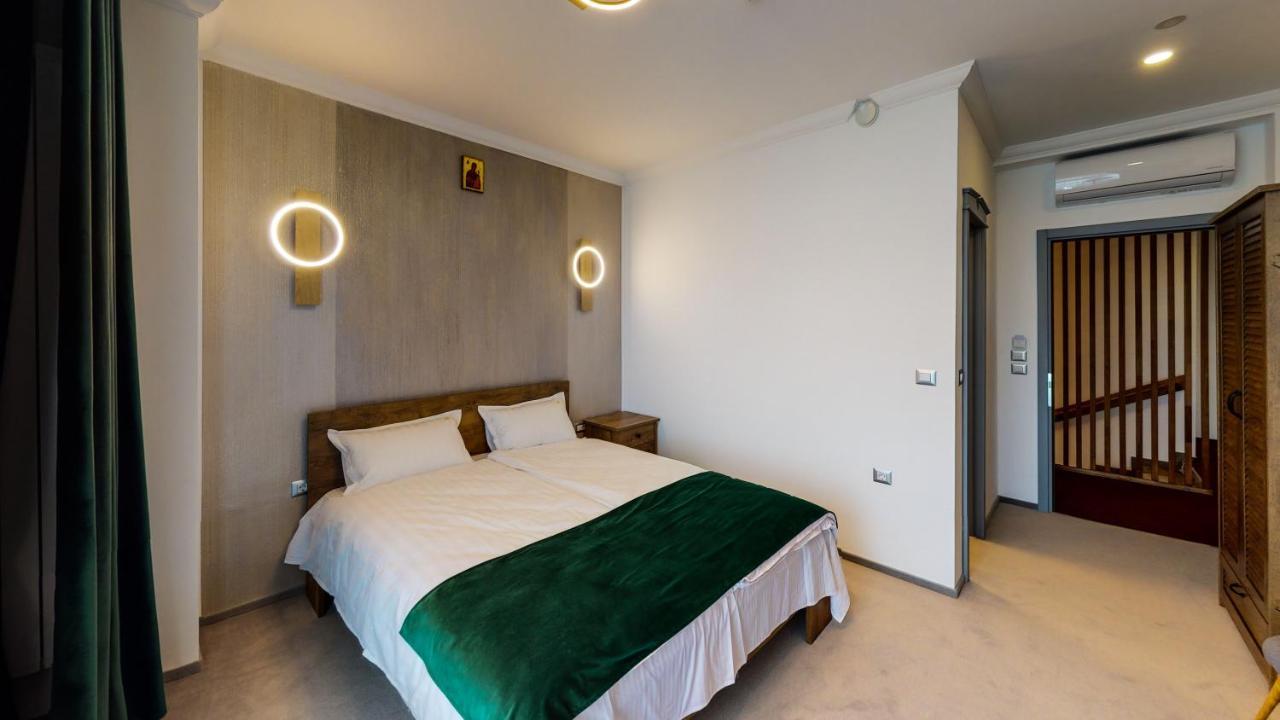 Hotel Angel Sofia Fălticeni エクステリア 写真