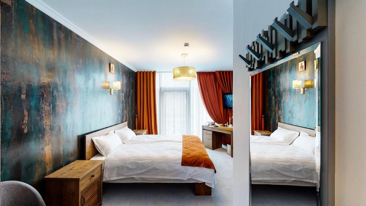 Hotel Angel Sofia Fălticeni エクステリア 写真