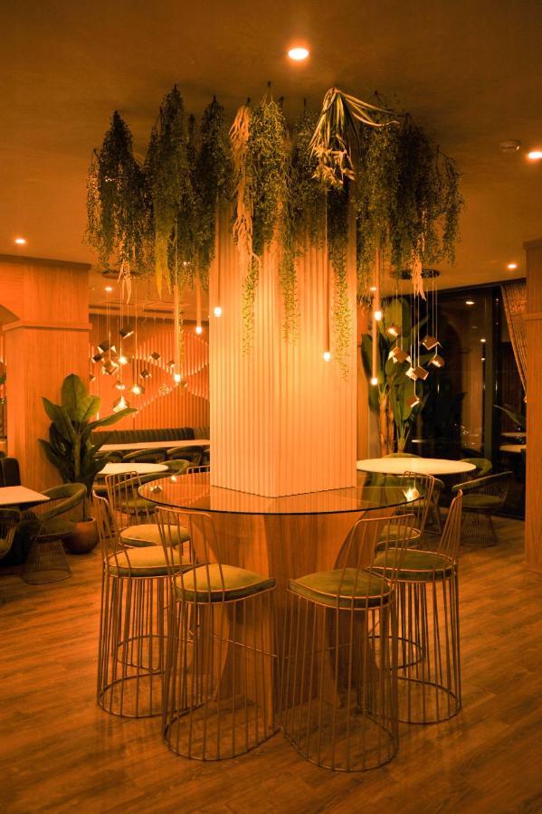 Hotel Angel Sofia Fălticeni エクステリア 写真
